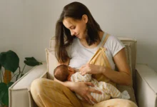 Quando a mãe volta a trabalhar: alimentação do bebê